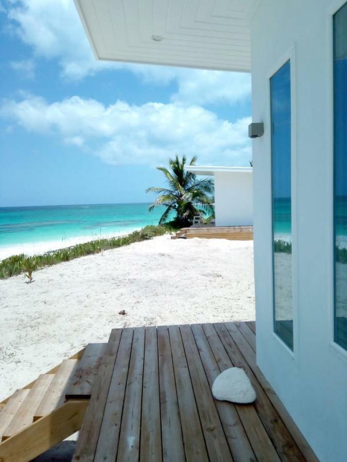 Mika'S Resort Governor’s Harbour Bagian luar foto