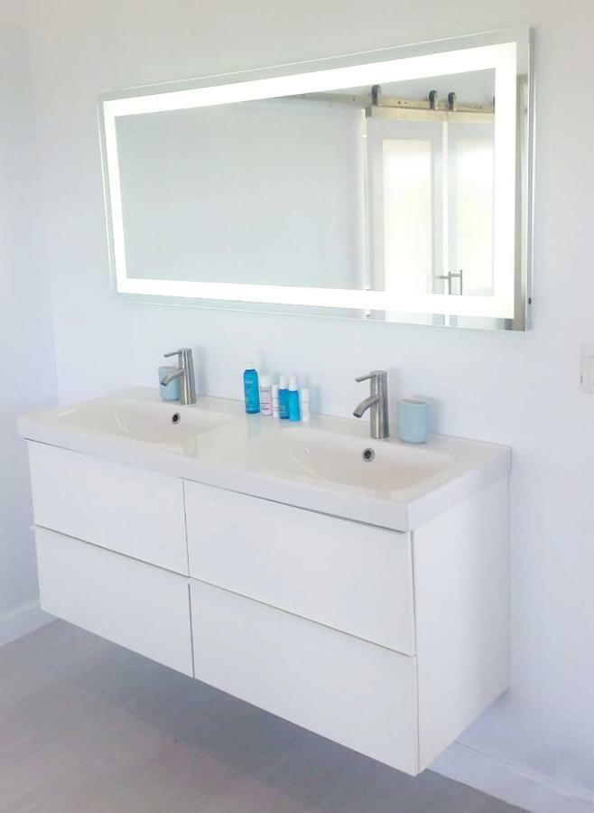 Mika'S Resort Governor’s Harbour Bagian luar foto