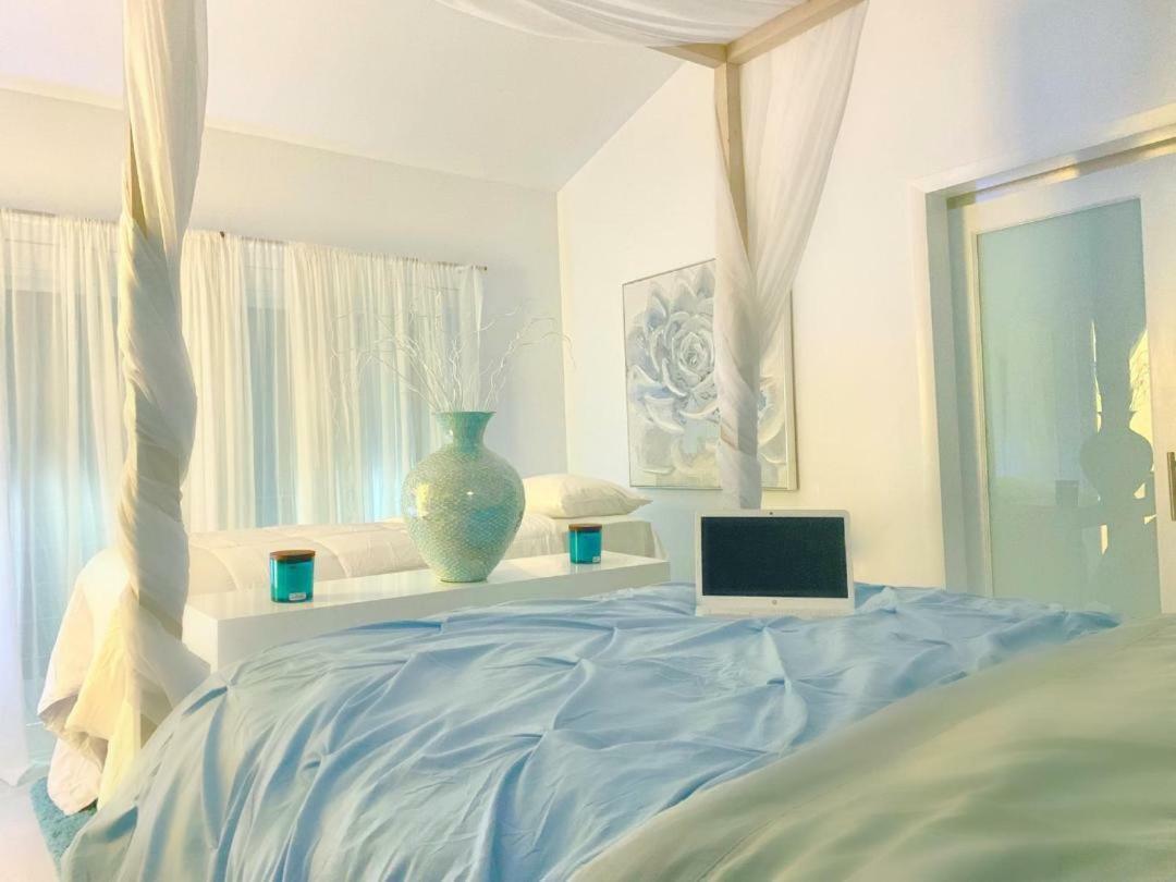 Mika'S Resort Governor’s Harbour Bagian luar foto